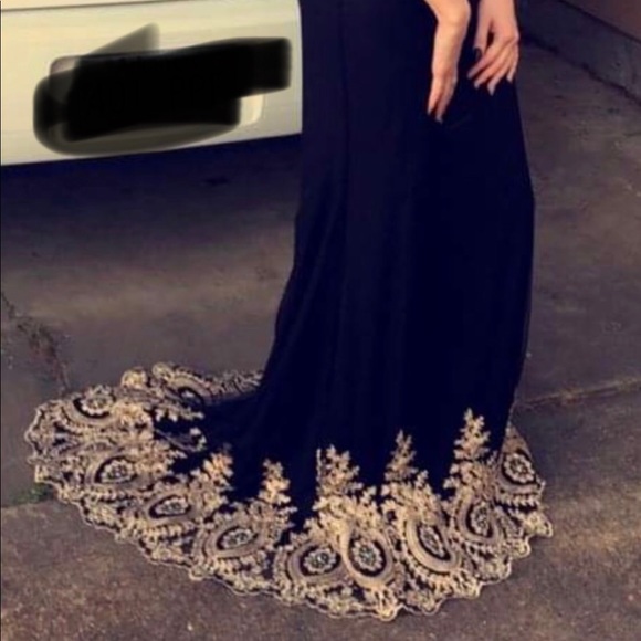 Prom dress - Picture 4 of 4